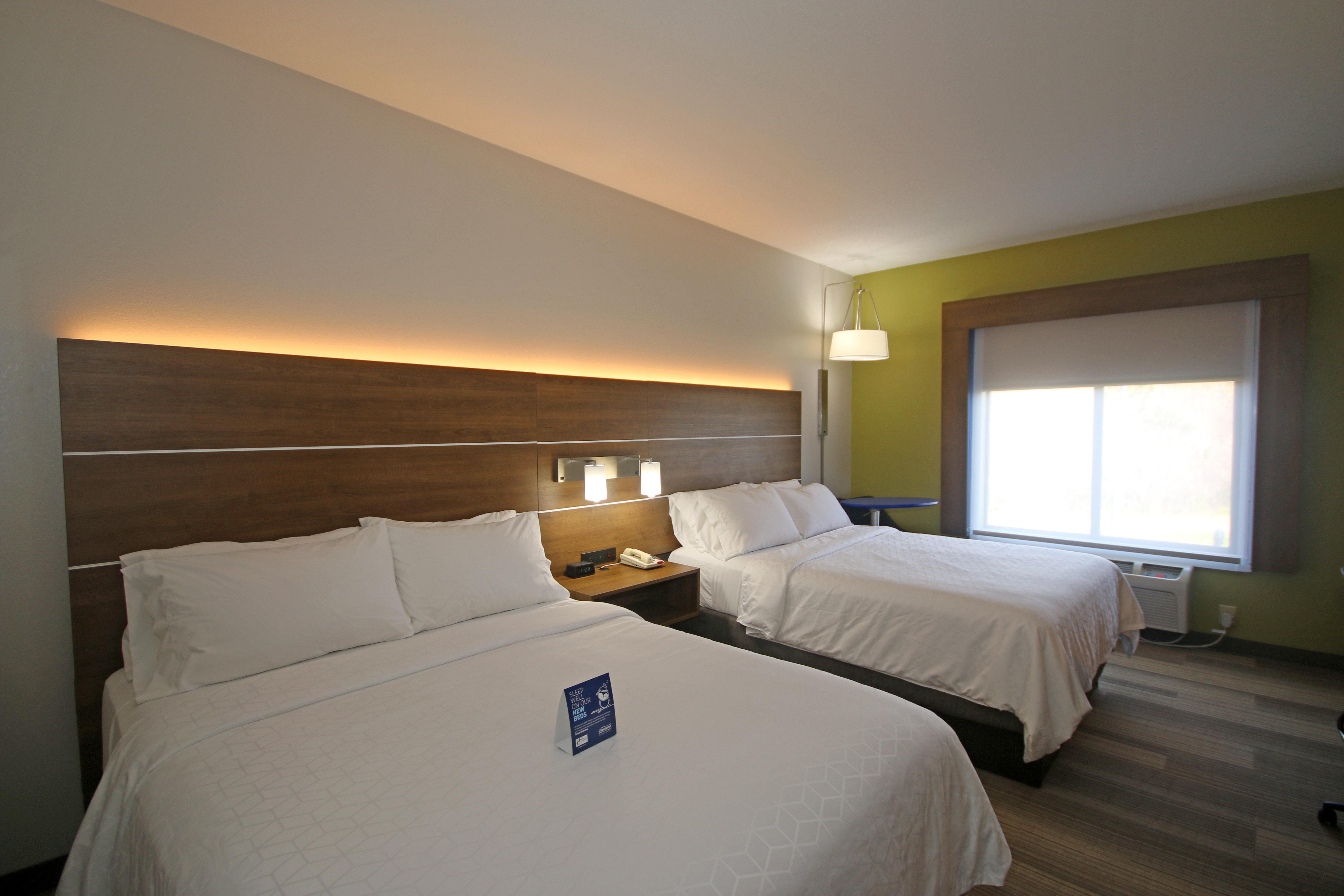 Holiday Inn Express Hotel & Suites Greensboro-East By Ihg Exterior foto