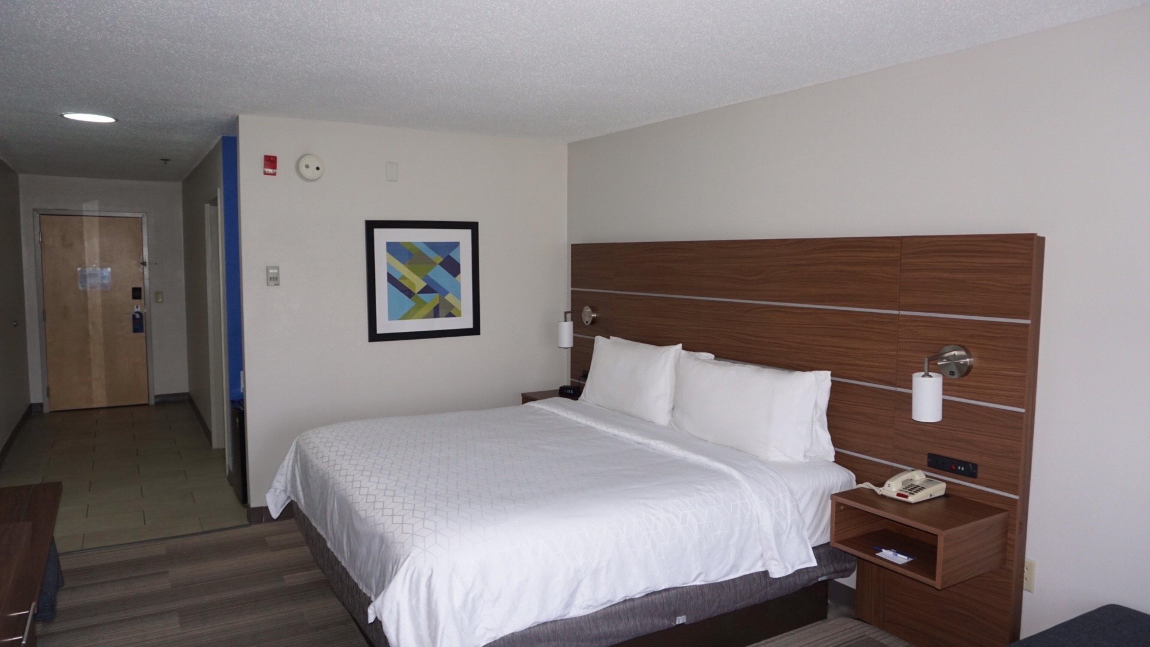 Holiday Inn Express Hotel & Suites Greensboro-East By Ihg Exterior foto