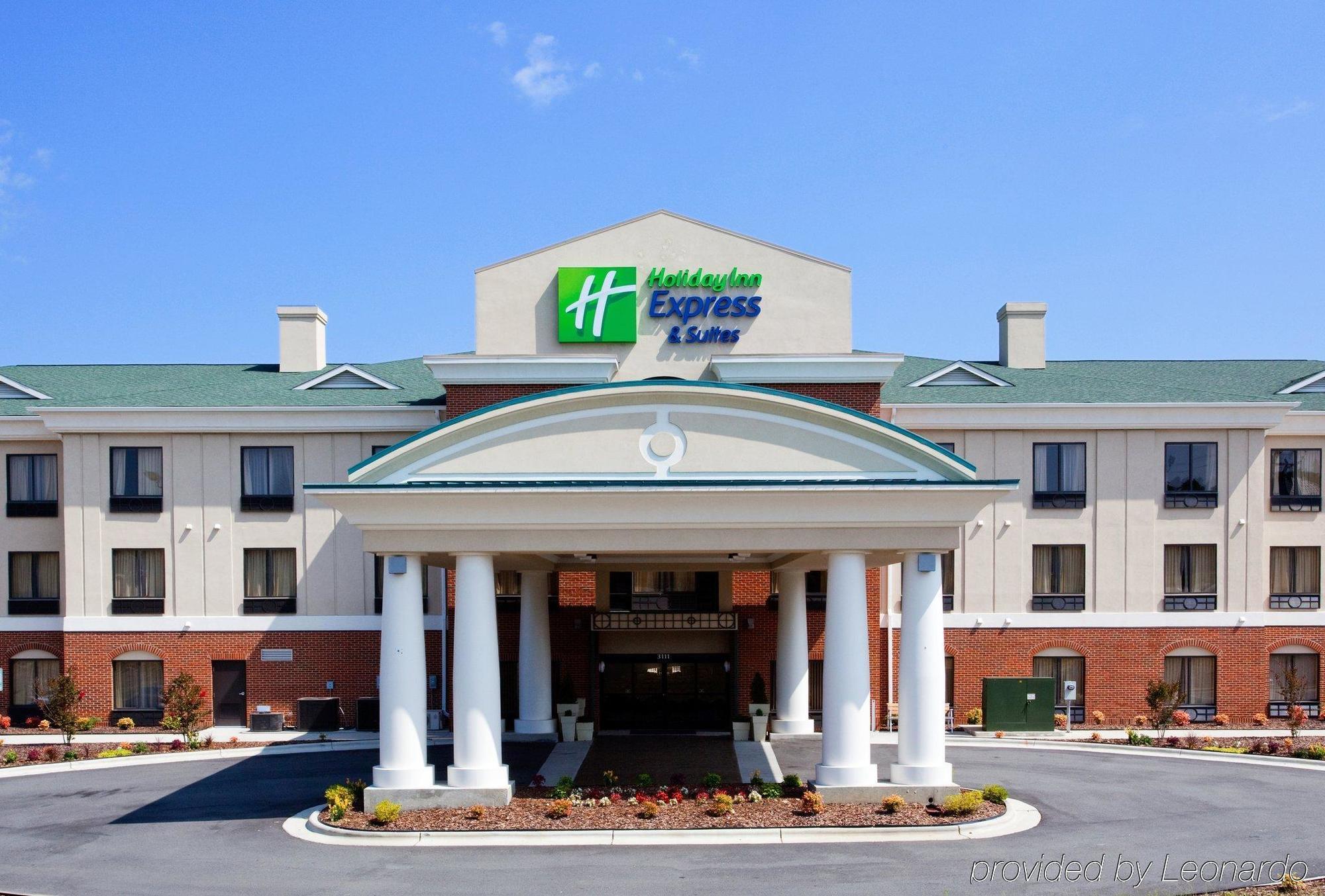 Holiday Inn Express Hotel & Suites Greensboro-East By Ihg Exterior foto