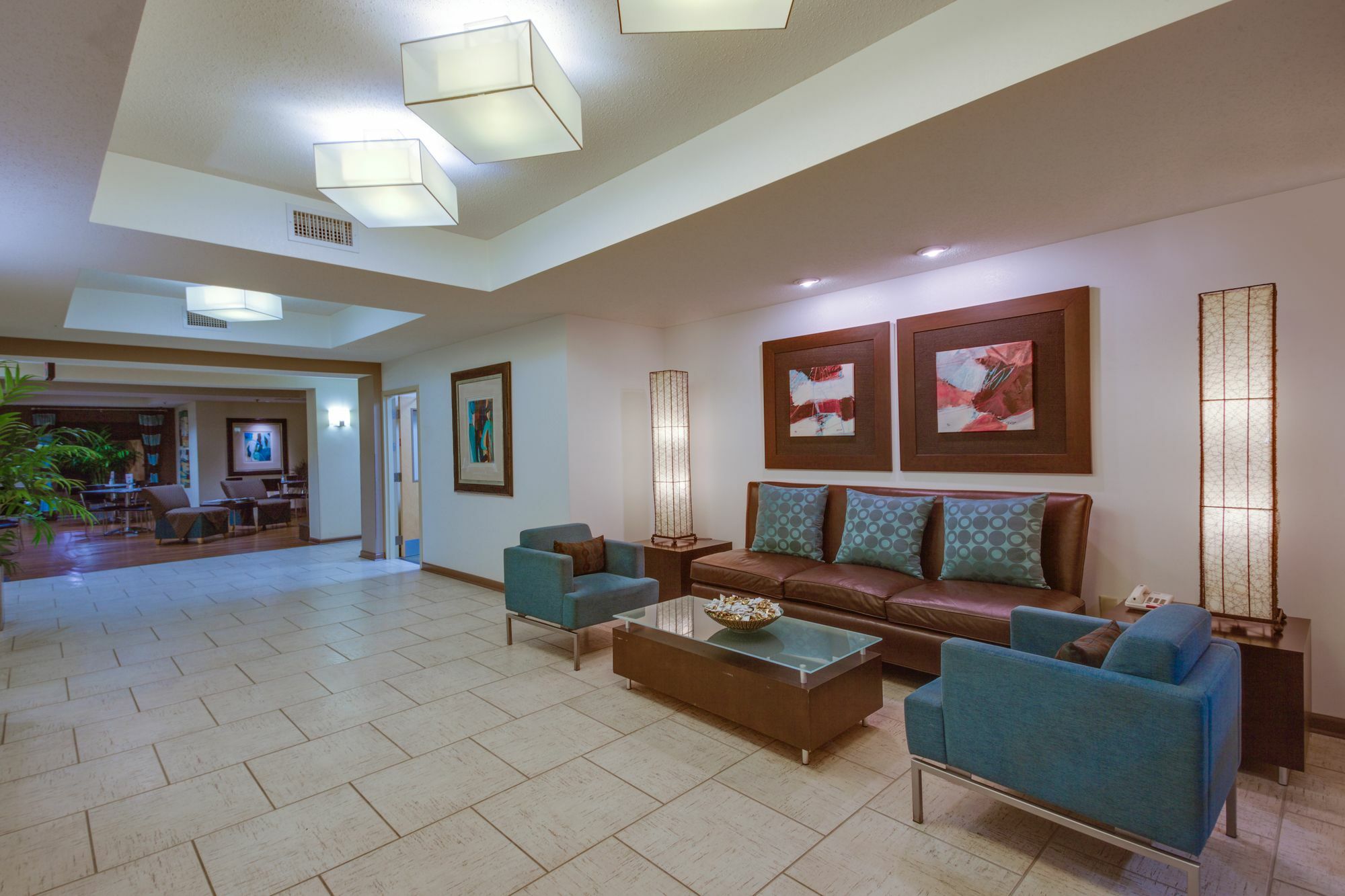 Holiday Inn Express Hotel & Suites Greensboro-East By Ihg Exterior foto